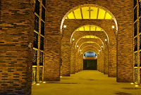 ���f�OӋ֮�����A͢�Ώ�ԣ���ǳǱ����f